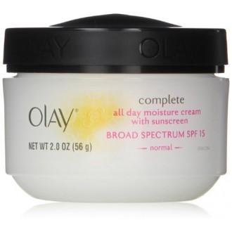 Olay completo todo el día UV Crema Hidratante SPF 15, la piel normal, de 2 onzas (paquete de 3)